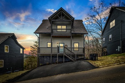 Great Smoky Mountain Retreat in this Luxury Cabin Rental for 10 with a Pool in Tennessee - glamping.directory