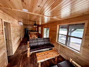 Amazing Lakeside Cabin in the Adirondacks for a Peaceful Getaway by Big Moose Lake, New York - Eagle Bay, New York - glamping.directory