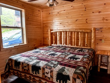 Amazing Lakeside Cabin in the Adirondacks for a Peaceful Getaway by Big Moose Lake, New York - Eagle Bay, New York - glamping.directory