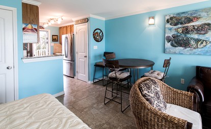 Spacious Beach Rental with Lovely Ocean Views near Corpus Christi, Texas - Port Aransas, Texas - glamping.directory