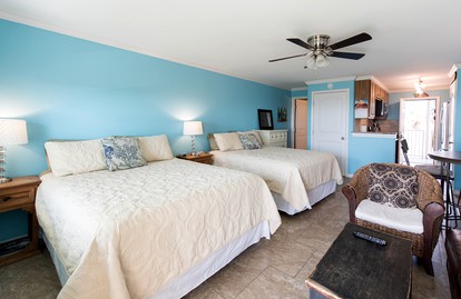 Spacious Beach Rental with Lovely Ocean Views near Corpus Christi, Texas - Port Aransas, Texas - glamping.directory