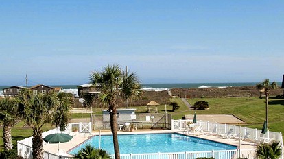 Spacious Beach Rental with Lovely Ocean Views near Corpus Christi, Texas - glamping.directory