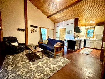 Sweet Spacious Loft Perfect for Outdoor and Nature Lovers in Arkansas - Boles, Arkansas - glamping.directory