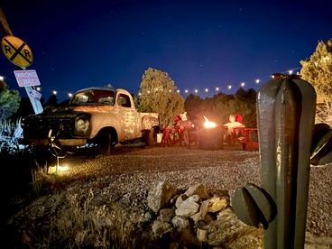 Serene Western Cabin with 23 Private Acres & Stargazing Near Zion National Park, Mount Carmel, Utah - Mount Carmel, Utah - glamping.directory