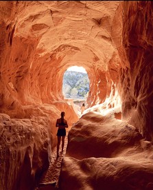 Serene Western Cabin with 23 Private Acres & Stargazing Near Zion National Park, Mount Carmel, Utah - Mount Carmel, Utah - glamping.directory