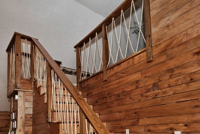 Rustic Cabin with Jacuzzi Surrounded by Nature in Ohio - Rockbridge, Ohio - glamping.directory