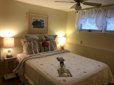 Stunning Cottage with Fire Pit and Access to Great Hiking Trails in Keuka Park, New York - Keuka Park, New York - glamping.directory