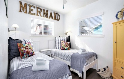 Relaxing Beach House with Incredible Sea Views for a Wonderful Family Getaway in Galveston, Texas - Galveston, Texas - glamping.directory
