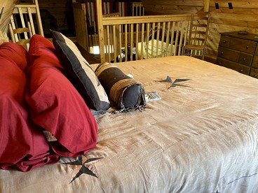 Cozy Cabin Rental and Cowboy Experience at a Tennessee Dude Ranch - Dunlap, Tennessee - glamping.directory