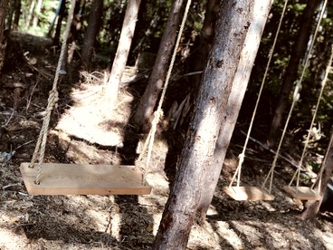 Wheelchair Accessible Log Cabin near Lake Crescent in Forks, Washington, Perfect for a Weekend of Relaxation - Forks, Washington - glamping.directory