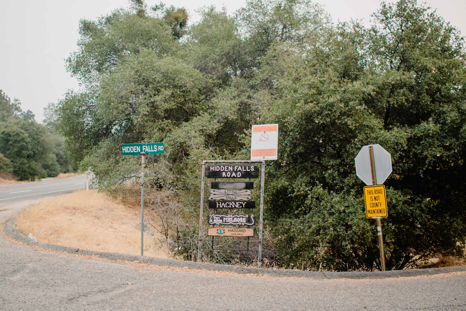 Hidden Falls Yosemite Camp - Oakhurst, California - glamping.directory