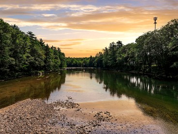 Secluded Group Retreat with Hot Tub, Riverfront & Huge Yard in Conway, New Hampshire - Conway, New Hampshire - glamping.directory