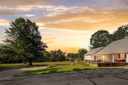 Secluded Group Retreat with Hot Tub, Riverfront & Huge Yard in Conway, New Hampshire - glamping.directory