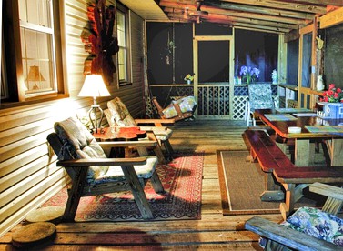 Peaceful Pet-Friendly Cabin Rental on St. Marks River near Tallahassee, Florida - Crawfordville, Florida - glamping.directory