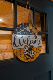 Whimsical Bee-Inspired Tiny Home with Private Hot Tub Near Douglas Lake & Smoky Mountains | Sevierville, Tennessee - Sevierville, Tennessee - glamping.directory