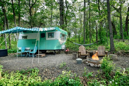 Rustic Vintage Camper for a Peaceful Romantic Getaway Surrounded by Trees in Troy, Wisconsin - glamping.directory
