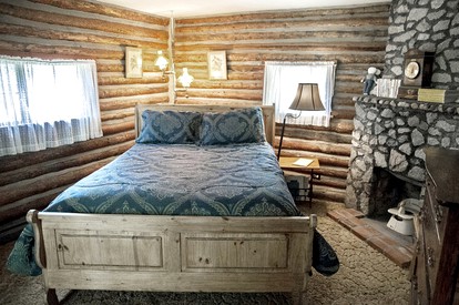 Rustic Log Cabin Set Within Mountains in Colorado - Buena Vista, Colorado - glamping.directory