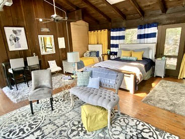 Luxury Glamping Cabin with Waterfront Access near Lake Texoma, Oklahoma - Denison, Texas - glamping.directory