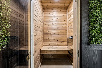 Stunning Luxury Cabin with Unique Furnishings, Indoor Pool, and Game Room in Gatlinburg, Tennessee - Gatlinburg, Tennessee - glamping.directory