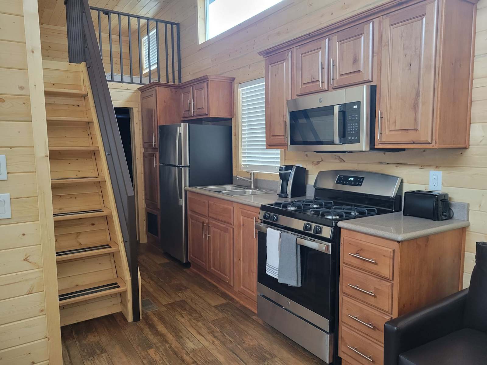 Grand Canyon Tiny Home Rentals - Williams, Arizona - glamping.directory
