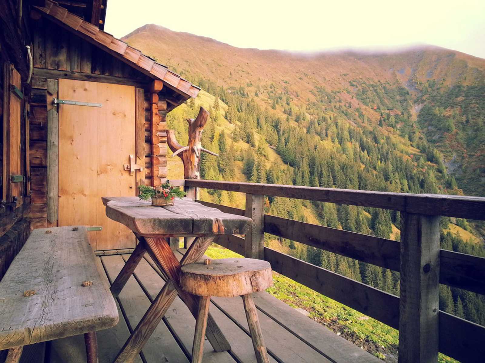 Grand Canyon Tiny Home Rentals - Williams, Arizona - glamping.directory