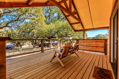 Luxury Cabin, with Hot-Tub Access in Ingram, Texas for Relaxing Weekends Away - Ingram, Texas - glamping.directory