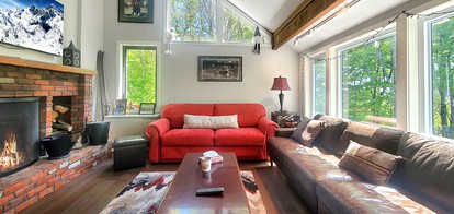 Cozy and Contemporary Cabin with Fire-Place close to the Great Eastern Trail for an Unforgettable Ski Escape, Vermont - Killington, Vermont - glamping.directory