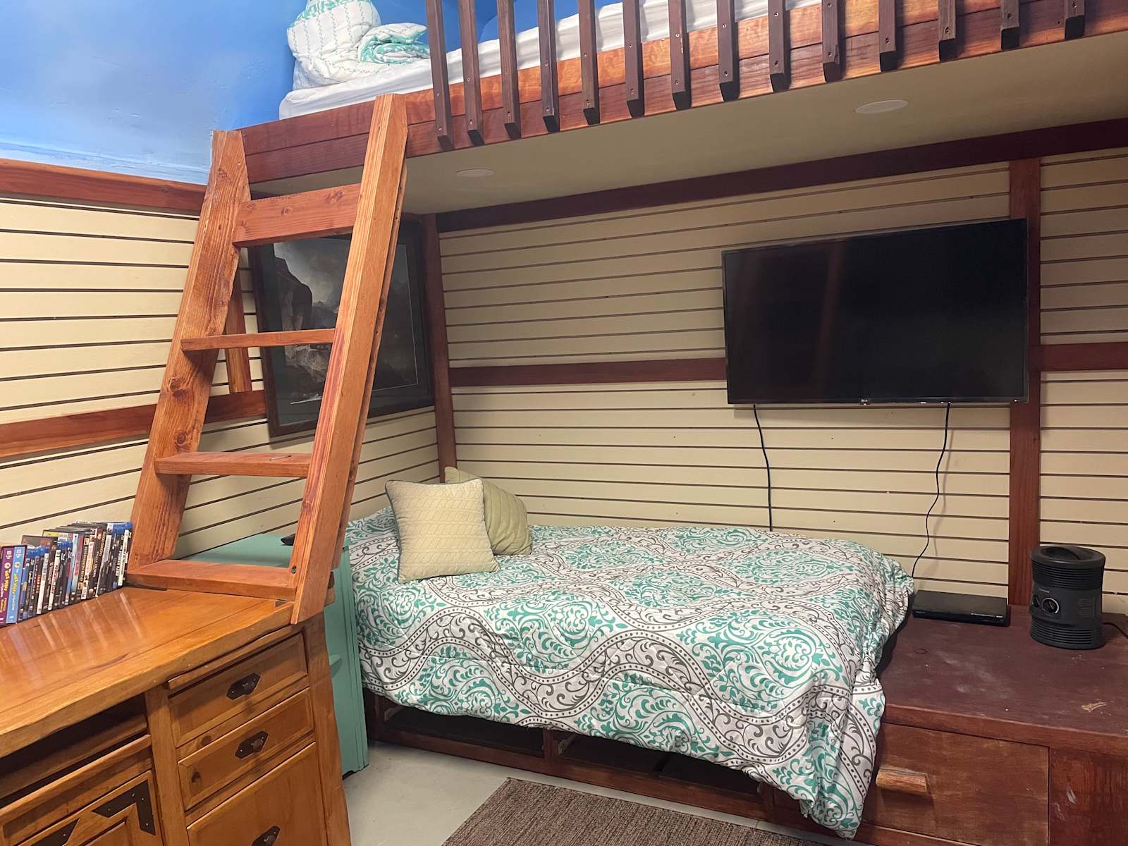 Mystic Canyon Inn - El Cajon, California - glamping.directory