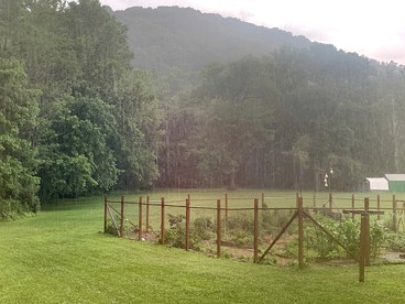 Amazing West Virginia Glamping Retreat for Groups on the Potomac River - Great Cacapon, West Virginia - glamping.directory