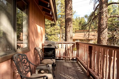 Panoramic Perfection: Cabin with Unmatched Slope Views in Big Bear Lake, California - glamping.directory