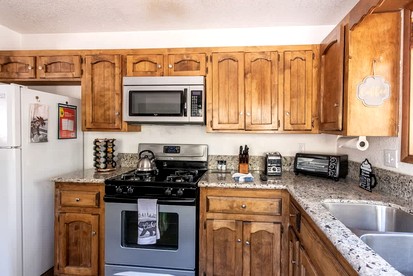 Panoramic Perfection: Cabin with Unmatched Slope Views in Big Bear Lake, California - Big Bear Lake, California - glamping.directory