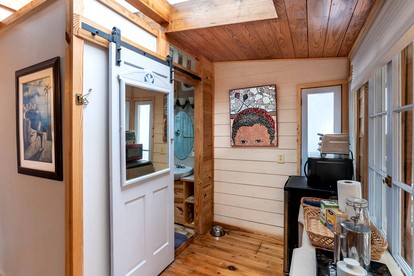 Chic Suite Rental near Chapel Hill for North Carolina Glamping - Chapel Hill, North Carolina - glamping.directory