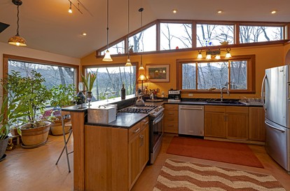 Luxury Mountain Cabin Rental on Rockfish Gap River near Charlottesville, Virginia - Nellysford, Virginia - glamping.directory
