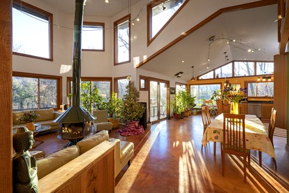 Luxury Mountain Cabin Rental on Rockfish Gap River near Charlottesville, Virginia - Nellysford, Virginia - glamping.directory