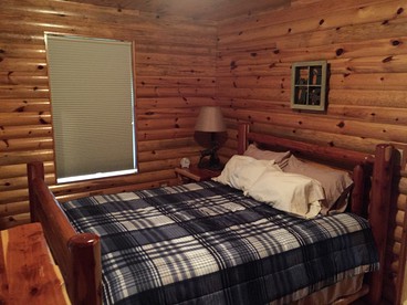 Rustic Log Cabin on the Upper Peninsula in Blaney Park, Michigan - Blaney Park, Michigan - glamping.directory