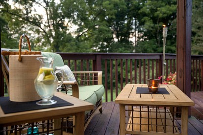 Unique Ohio Cottage for a Weekend Getaway in the Midwest - Perrysville, Ohio - glamping.directory