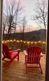 Modern Cabin with Beautiful Mountain Views in Intervale, New Hampshire - Intervale, New Hampshire - glamping.directory