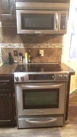 Vacation Cabin Rental with Picturesque Views from the Deck in Killeen, Texas - Killeen, Texas - glamping.directory