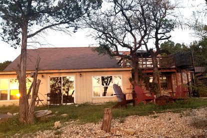 Vacation Cabin Rental with Picturesque Views from the Deck in Killeen, Texas - glamping.directory