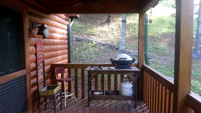 Riverfront Log Cabin Rental near Stone Mountain State Park, North Carolina - Starta, North Carolina - glamping.directory