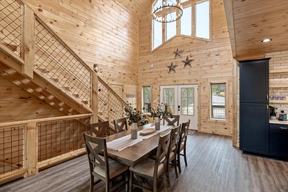 Unique, Custom-Designed Cabin with Hot-Tub Close to the Great Smoky Mountain National Park, Pigeon Forge in Tennesse - Sevierville, Tennessee - glamping.directory