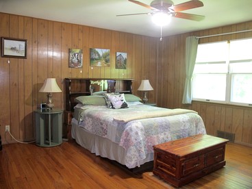 Rustic Cabin Rental near Meramec State Park, Missouri - Sullivan, Missouri - glamping.directory