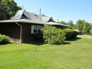 Rustic Cabin Rental near Meramec State Park, Missouri - Sullivan, Missouri - glamping.directory