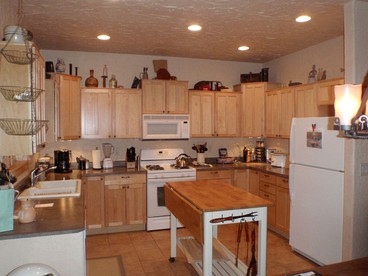 Dream Stream Retreat on the Water in Eleven Mile State Park, Florissant, CO - Florissant, Colorado - glamping.directory