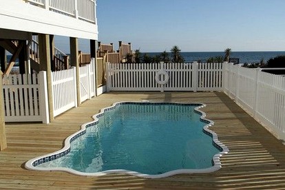 Beachfront Cottage with Pool near Intracoastal Waterway in Holden Beach, North Carolina - Holden Beach, North Carolina - glamping.directory
