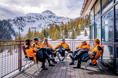 All-Inclusive Mountain Cabin Retreat with Chef & Epic Alpine Views in Truckee, California - Truckee, California - glamping.directory