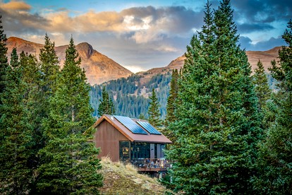 All-Inclusive Mountain Cabin Retreat with Chef & Epic Alpine Views in Truckee, California - glamping.directory
