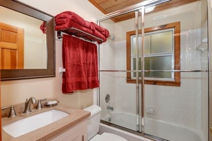 Spacious Accommodation Rental with a Private Balcony near Clearwater, Florida - Indian Rocks Beach, Florida - glamping.directory
