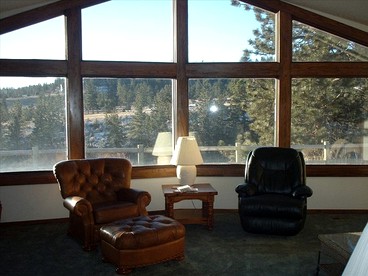 Three-Bedroom Cabin for Rent with Immaculate Views in Buena Vista, Colorado - Buena Vista, Colorado - glamping.directory