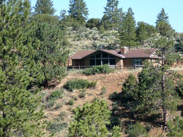 Three-Bedroom Cabin for Rent with Immaculate Views in Buena Vista, Colorado - glamping.directory